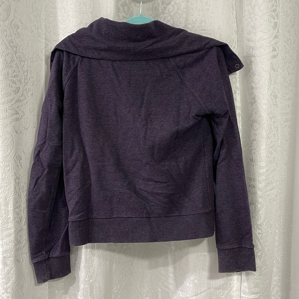 ASO Hermione Granger H&M Asymmetrical Button-up Sweatshirt - Picture 3 of 4